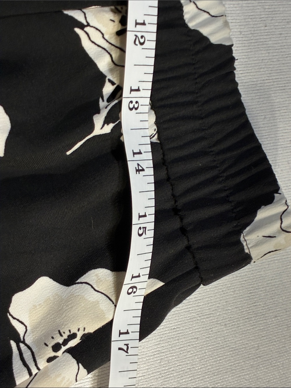 Girls' Black Floral Wide-Leg Pants - Picture 13 of 14